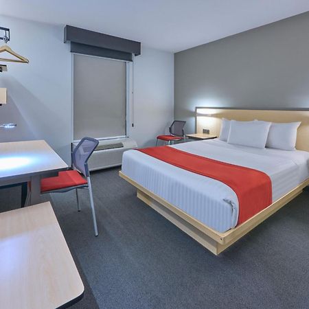 City Express By Marriott Toluca Zewnętrze zdjęcie